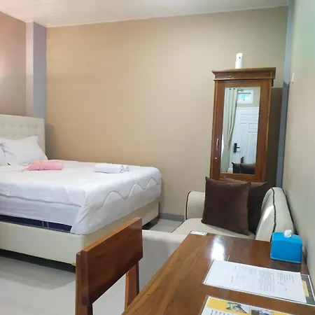 La Geiro Villa Labuan Bajo Exterior photo