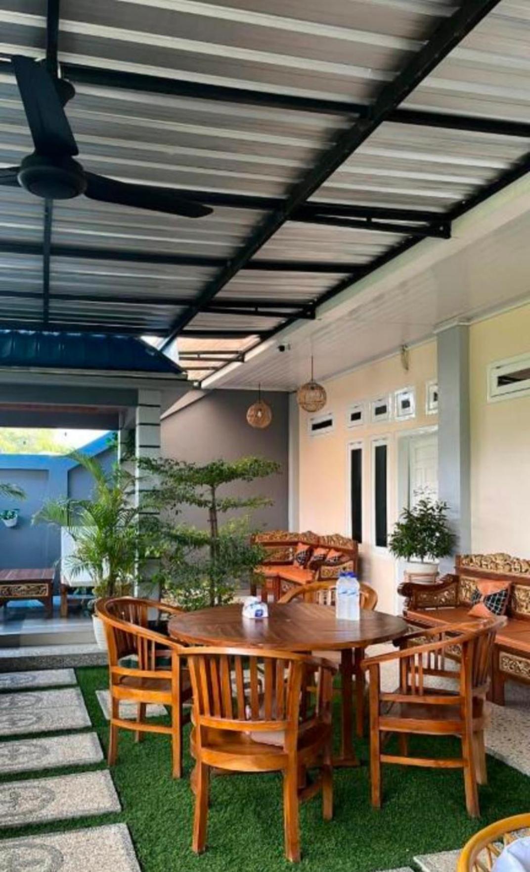 La Geiro Homestay *